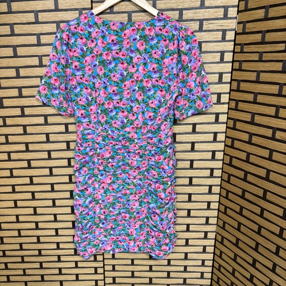 Luna Multi Color Floral‎ Ruched Dress Size Small - Picture 3 of 9